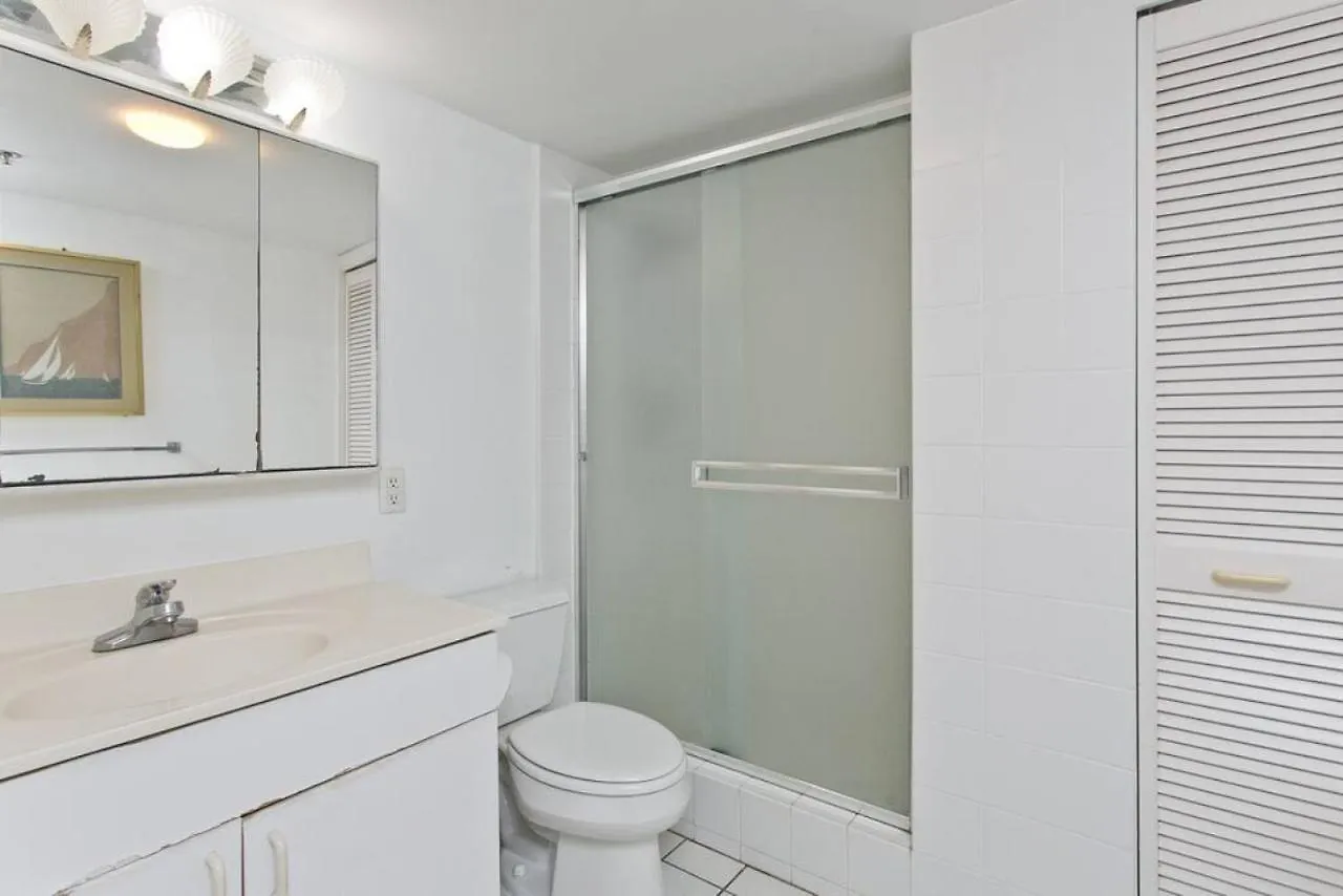 Ilikai Apt 1618 - Spacious 2Br 2Ba Unit With Stunning Ocean-Lagoon View Villa Honolulu United States